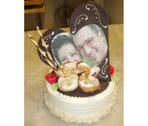 Hochzeitstorte mit Schokoherz und Foto Bäckerei Burgauner