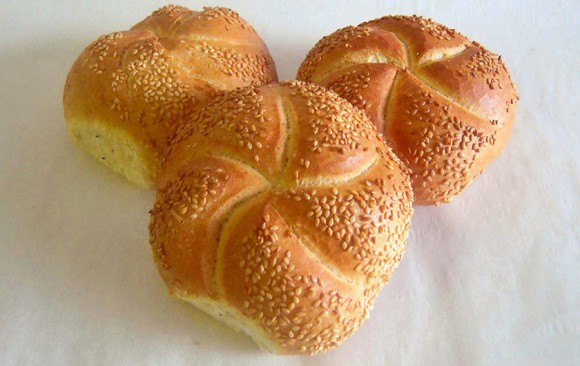 Sesam-Semmel Bäckerei Burgauner